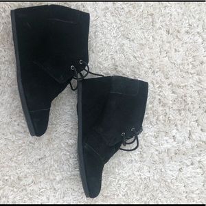 Black Tom wedges